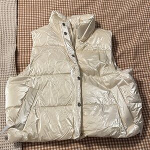 PINK Victoria's Secret Ivory Puffer Vest